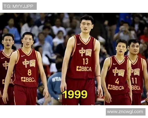 方硕在篮球赛场的崛起与挑战：从青年才俊到职业球员的奋斗历程